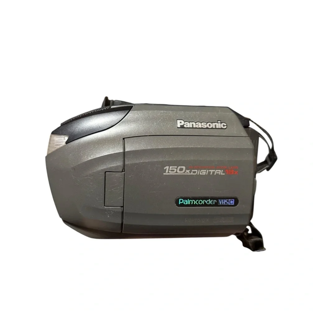 Panasonic PV-L680D Palmcorder CAMCORDER VHSC Video Camera Battery Charger WORKS